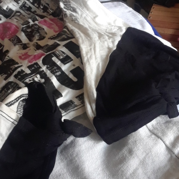 Really cool  workout tunic type shirt. - Picture 6 of 6